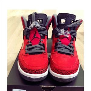 Air Jordan Spiz’ike Toros